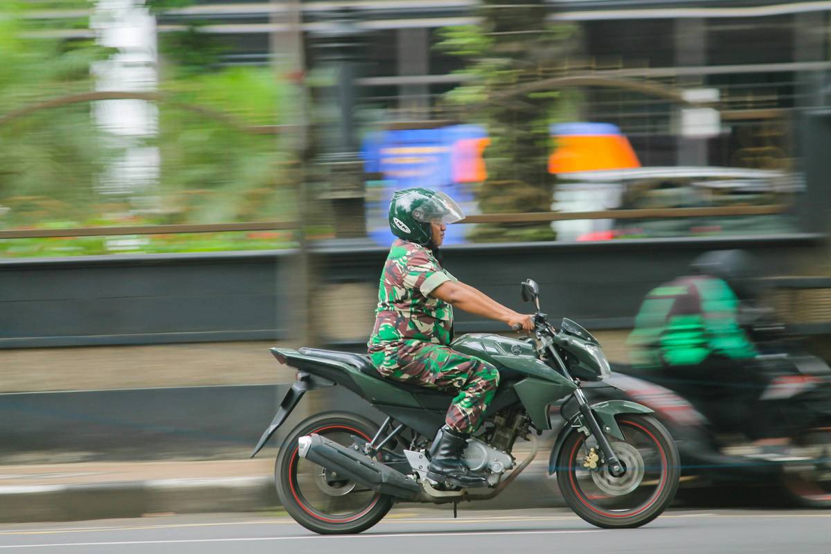 Comparison table showing free vs. paid Medical Expense Coverage options for motorcycle rental insurance